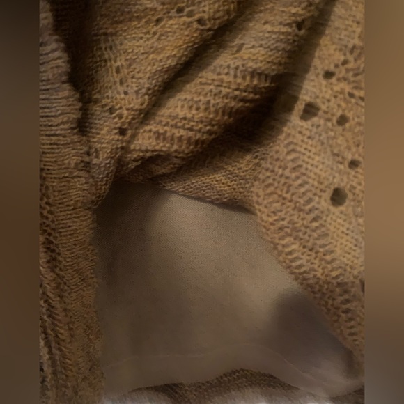 Brown crochet tank top - Picture 3 of 4